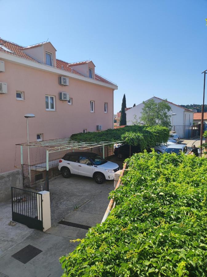 Apartment Mara دوبروفينك المظهر الخارجي الصورة